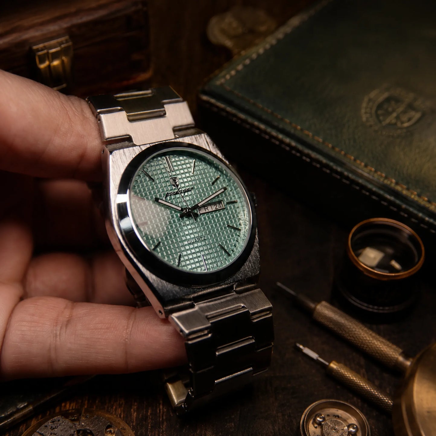Viktor Poedagar® Guilloche
